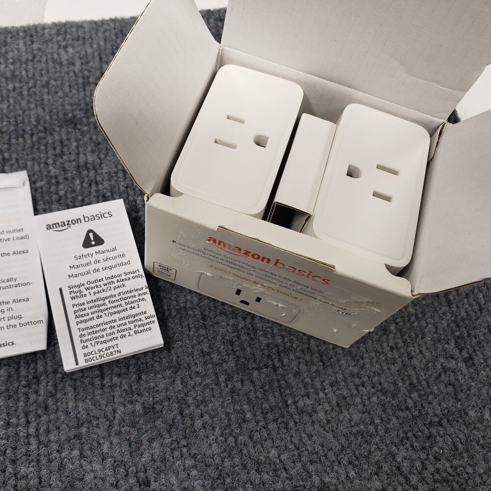 Amazon Basics Smart Plug, Works with Alexa Only, 2.4 GHz Wi-Fi, No Hub Required,